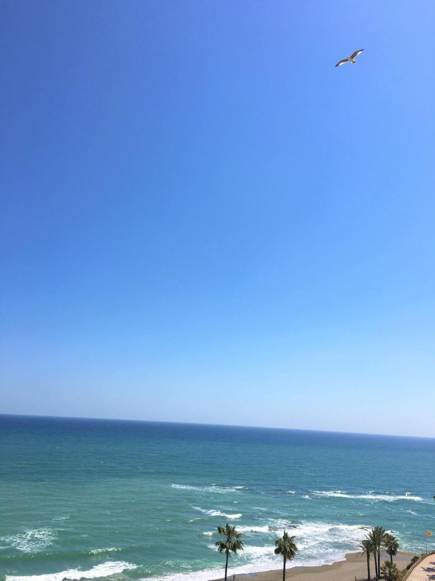 Frontal Sea View Apartment Benalbeach Беналмадена Екстериор снимка