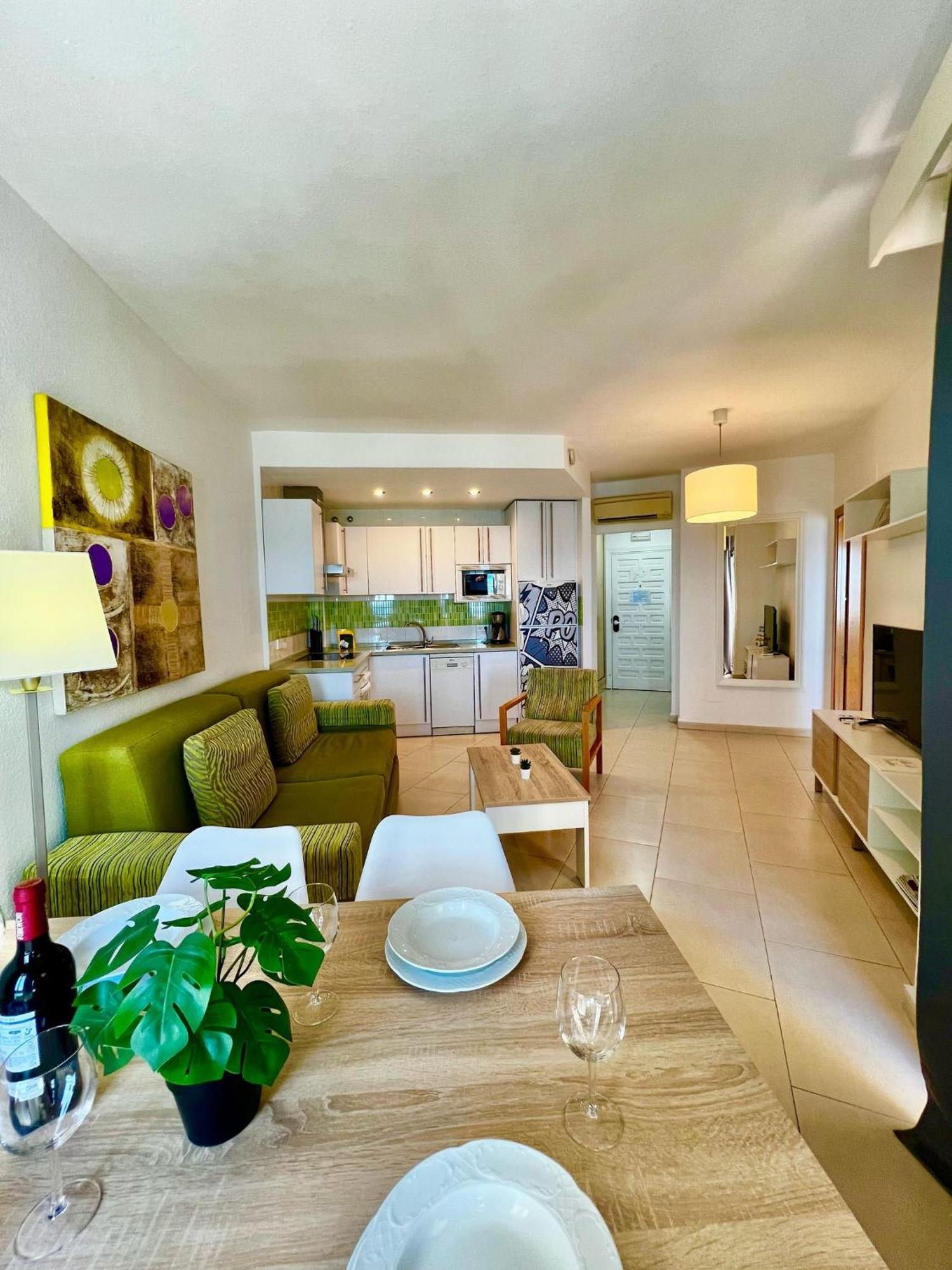 Frontal Sea View Apartment Benalbeach Беналмадена Екстериор снимка